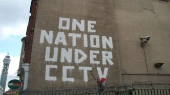 pintada contra las camaras de seguridad en londres, Reino Unido