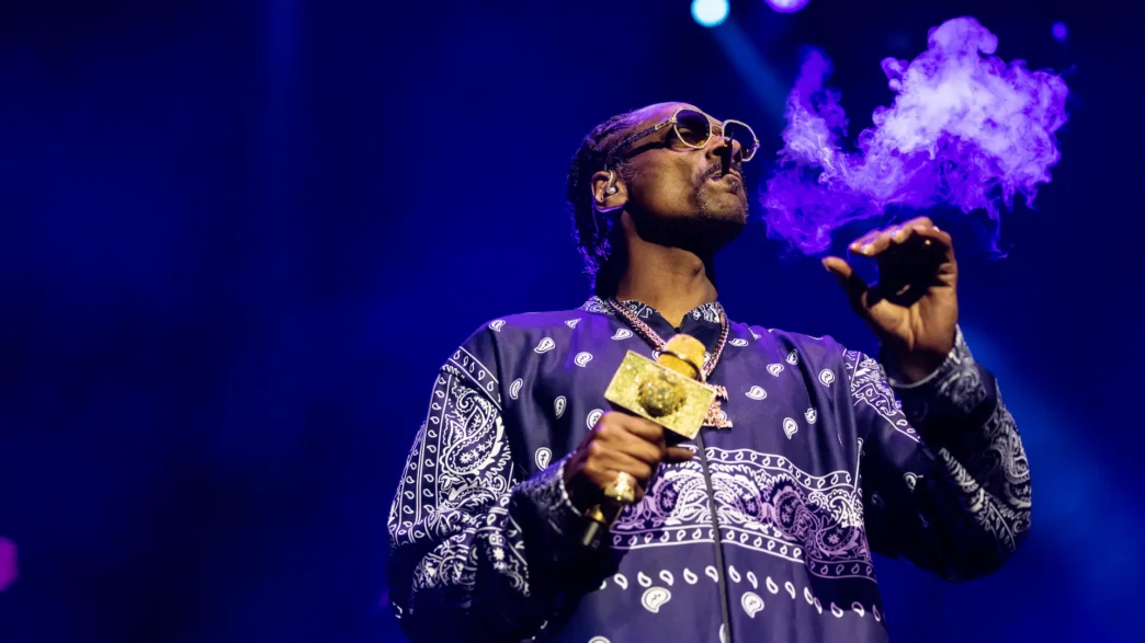 Snoop Dogg actuando en el Qudos Bank Arena, Sydney.