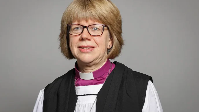 Foto oficial de Sarah Mullally, primera mujer Arzobispo de Canterbury
