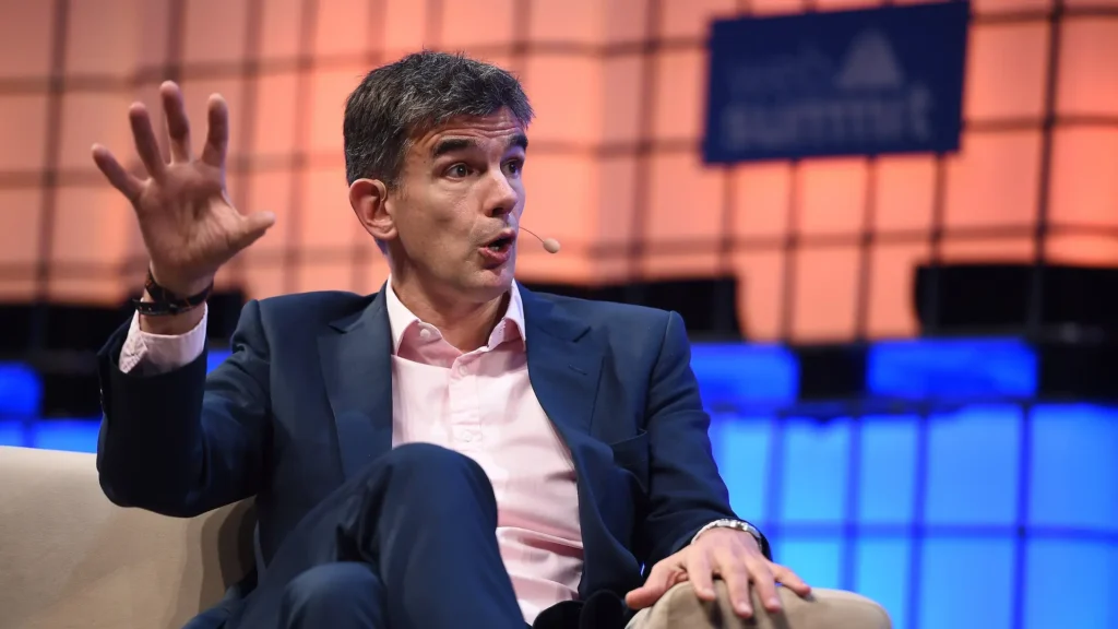 9 de noviembre de 2017; Matt Brittin, presidente de Negocios y Operaciones para EMEA de Google, en el escenario principal durante el tercer día de la Web Summit 2017 en el Altice Arena de Lisboa. Foto de Cody Glenn/Web Summit vía Sportsfile.