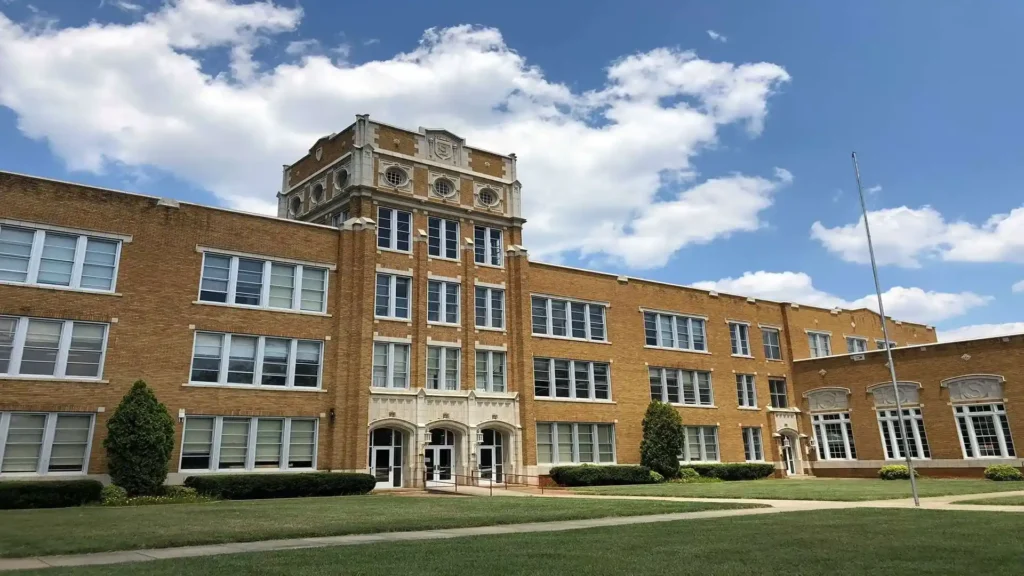 Picture of Salisbury High School