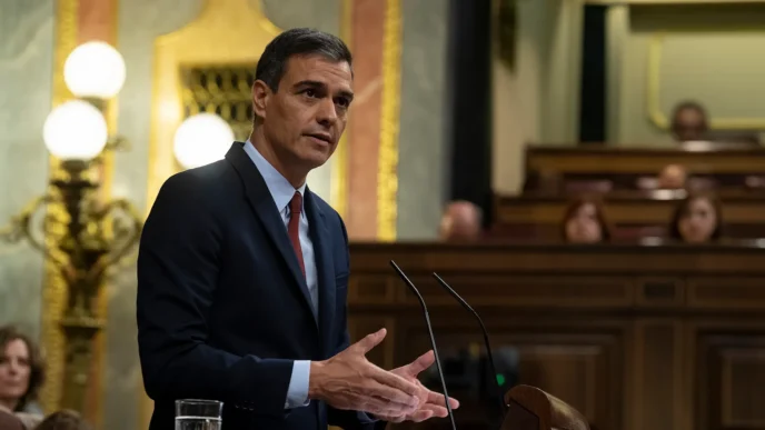 Pedro Sánchez during his speech in the first session of the investiture debate.