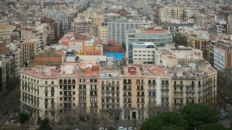 Plaça Sagrada Família, house 1 to 7 Barcelona, Spain