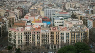 Plaça Sagrada Família, house 1 to 7 Barcelona, Spain