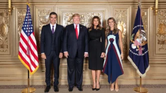 Presidents @sanchezcastejon and @realDonaldTrump met again today at a reception for Heads of State at the #UNGA, hosted by President Trump (Official @WhiteHouse Photo by Andrea Hanks)