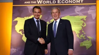 President George W. Bush welcomes Spain's President Jose Luis Rodriguez Zapatero